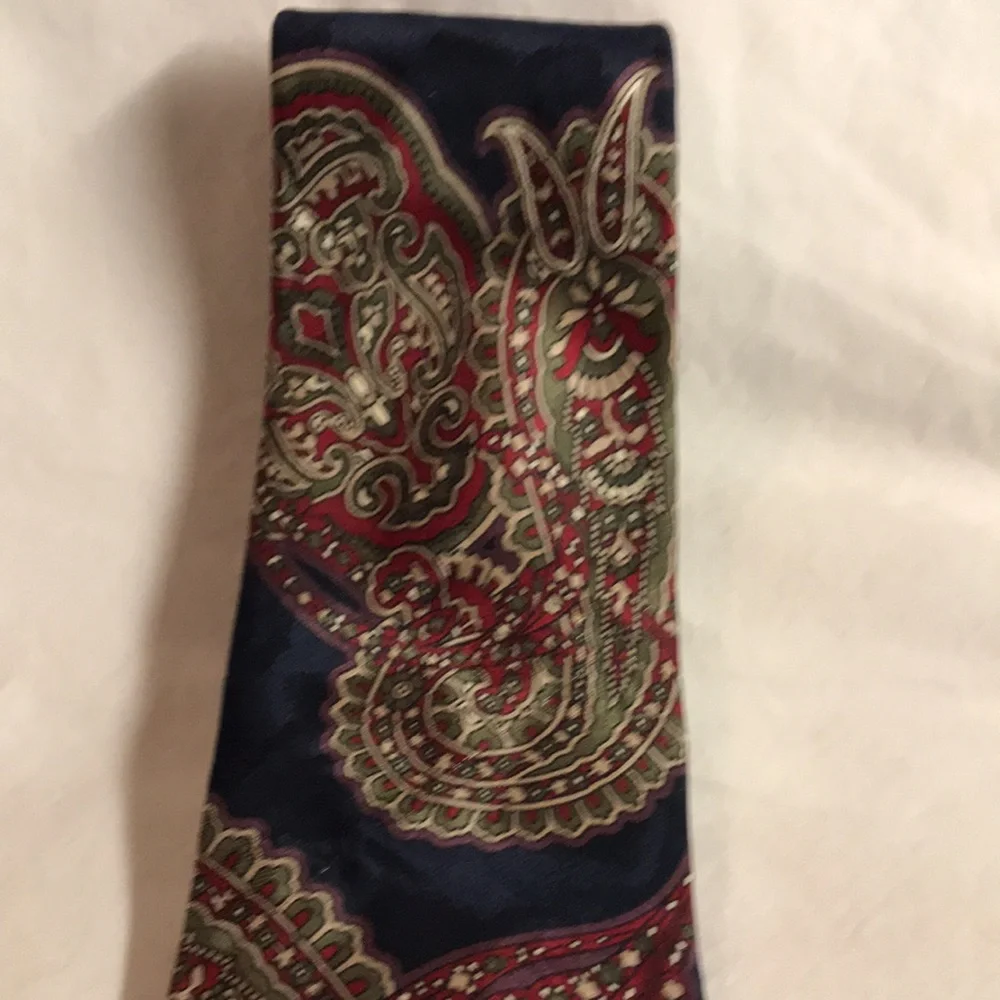 Vintage Cambridge Classics Men’s Tie